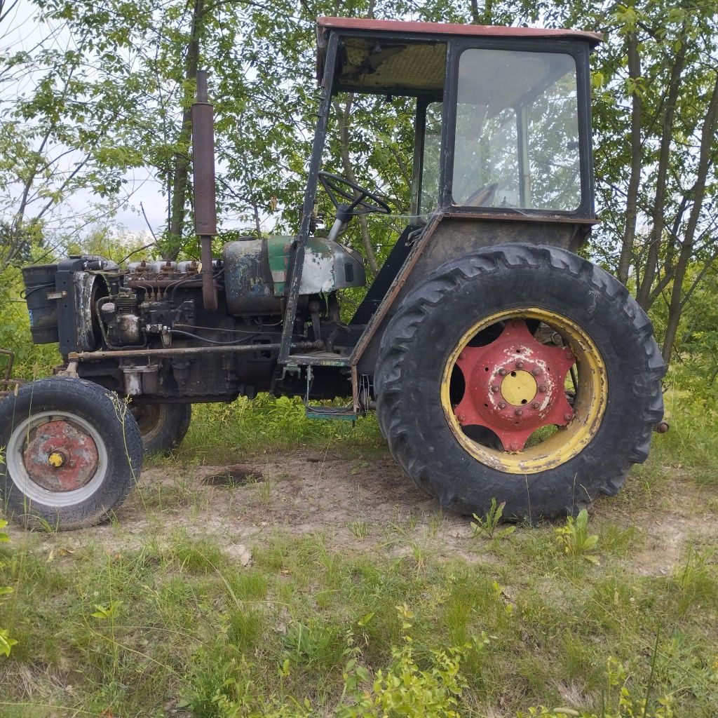 Ciągnik URSUS C-4011 c306