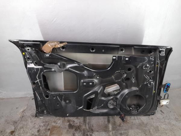 Porta frente esquerda AUDI A4 Avant (8E5, B6)