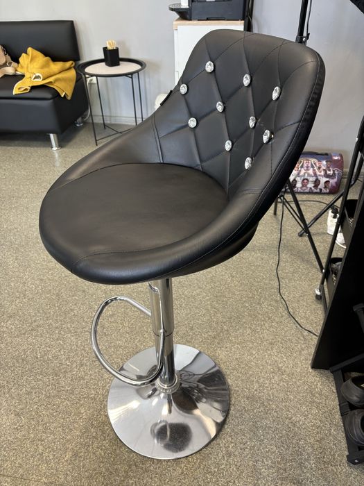 Стілець бровиста/візажиста