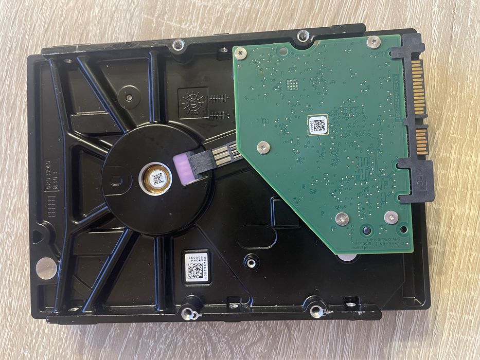 Жорсткий диск hdd 2tb Seagate