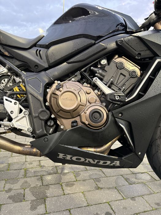 Cbr 650r 35kw (livrete)
