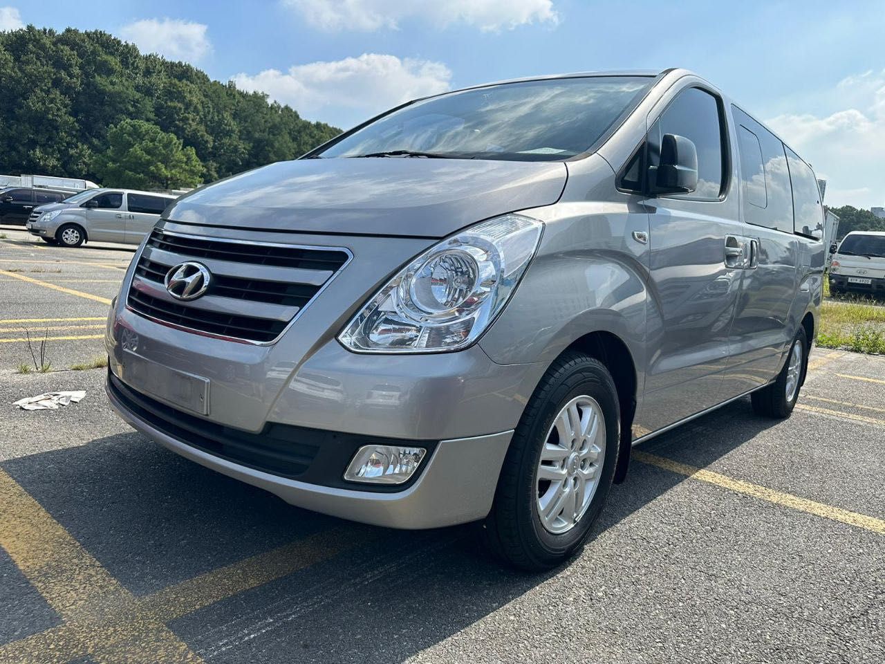 Hyundai Grand Starex