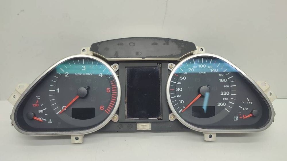 LICZNIK ZEGARY AUDI A6 C6 3.0 TDI 2004 5550007301