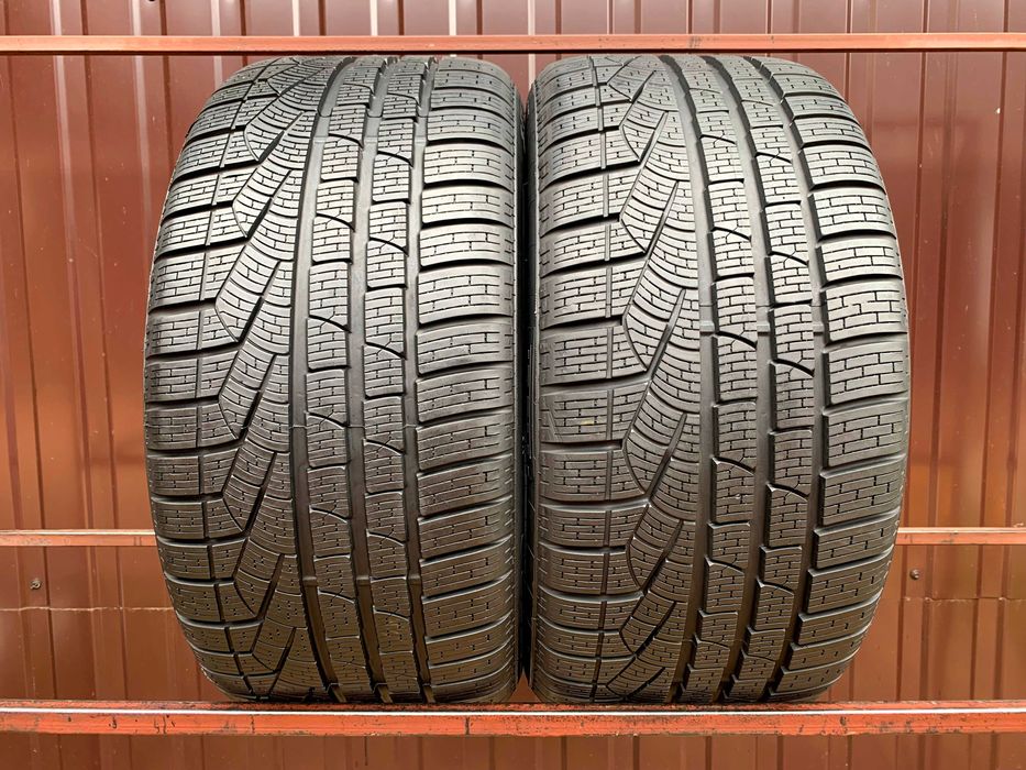 255/40 R18 Pirelli Sottozero Winter 240 II. Шини зимові 2 шт.
