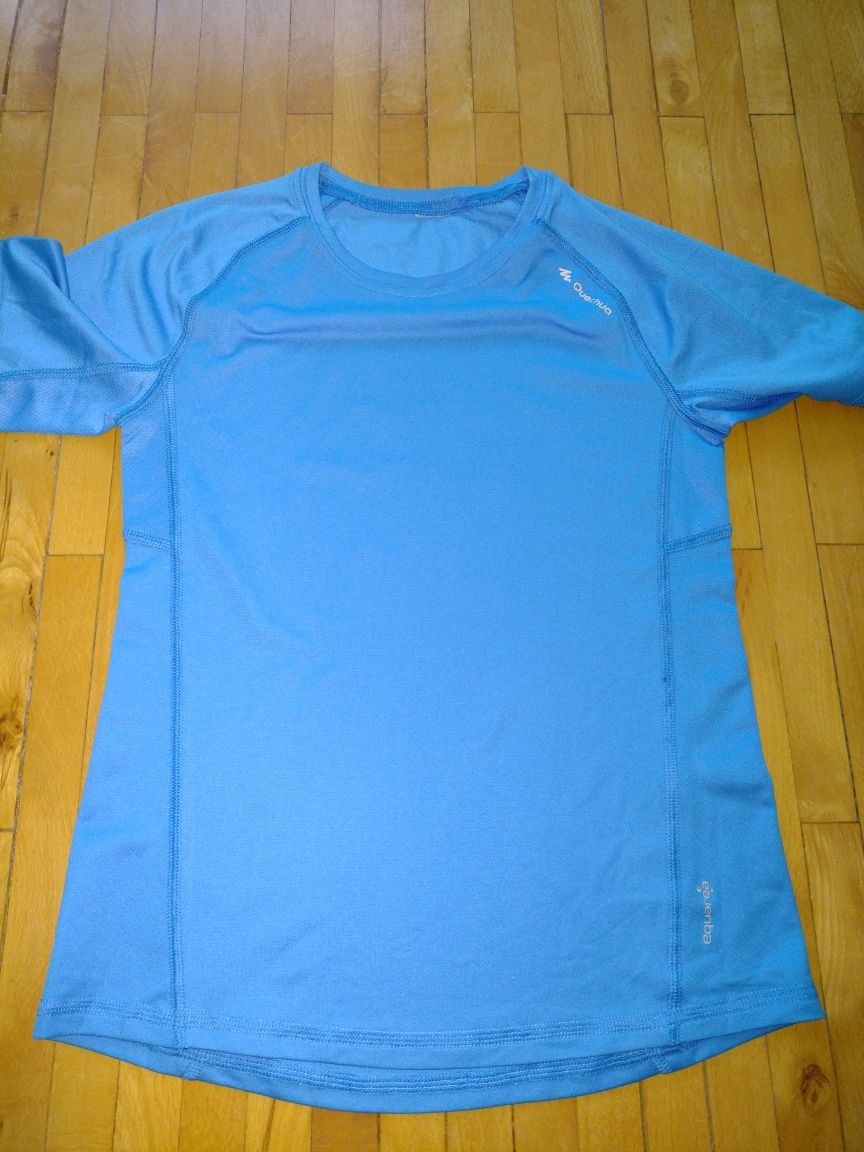 Koszulka sportowa Quechua rozmiar 128 błękitna