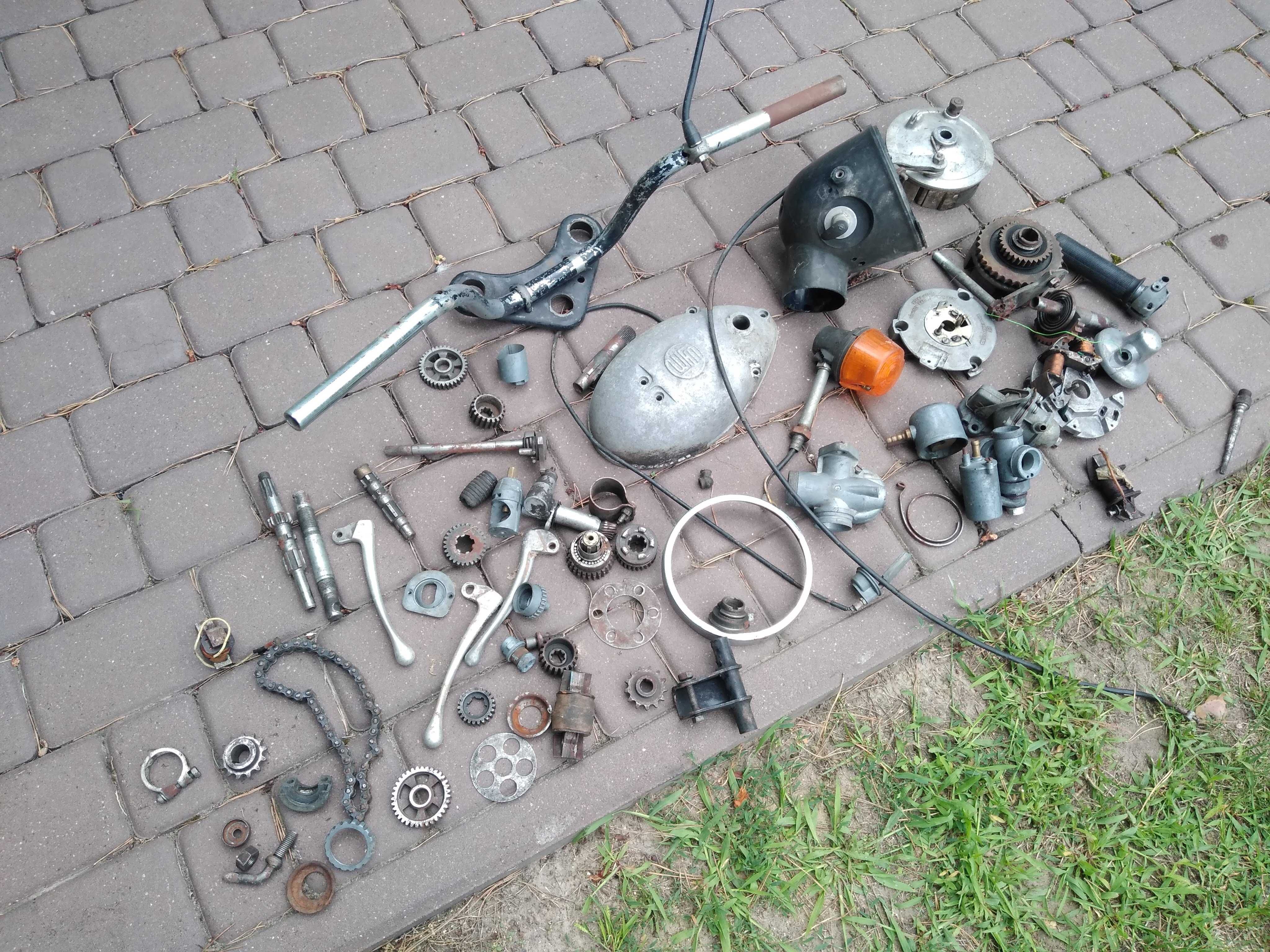 Części do WSK – kierownica, lampa, inne