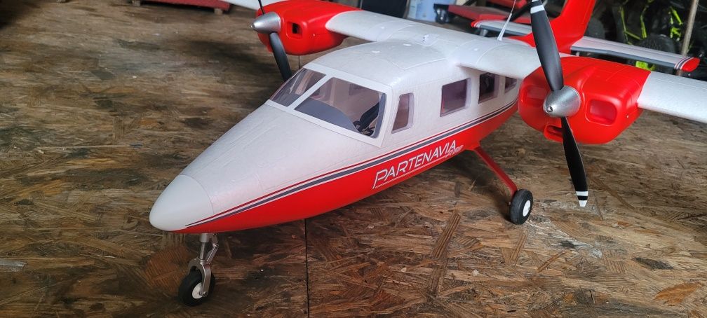 Samolot rc Partenavia P68 Multiplex