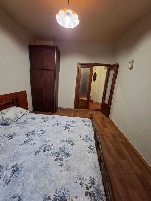 Сдам компактную, уютную двухкомнатную квартиру в  центре города.