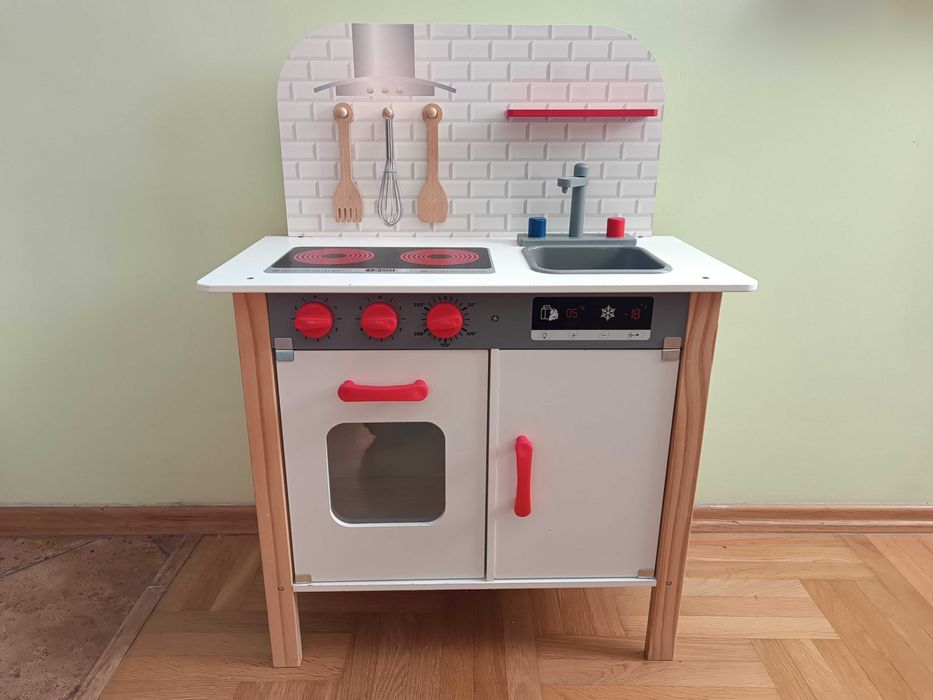 Kuchnia drewniana dla dzieci