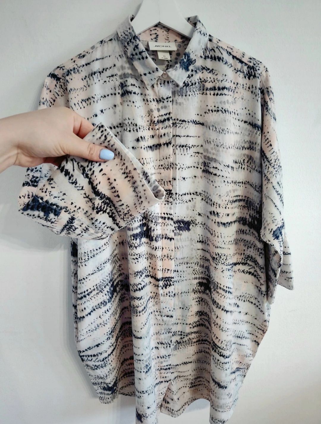 Koszula długa damska Monki tunika koszulowa oversize luźna lekka zwiew
