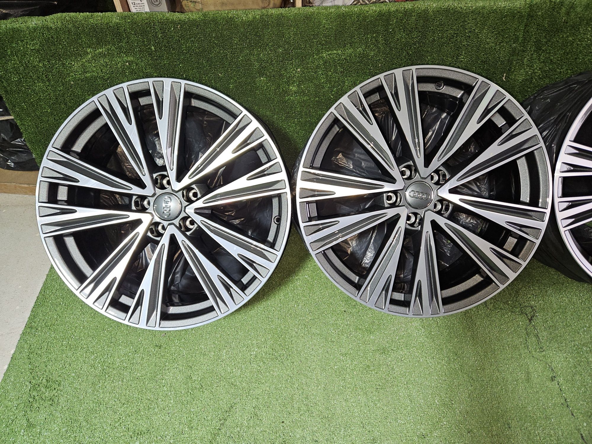 Sprzedam Alufelgi Orginalne Audi 5x112 20 Nowe A4 A5 A6 A7 A8 Q7 Q8