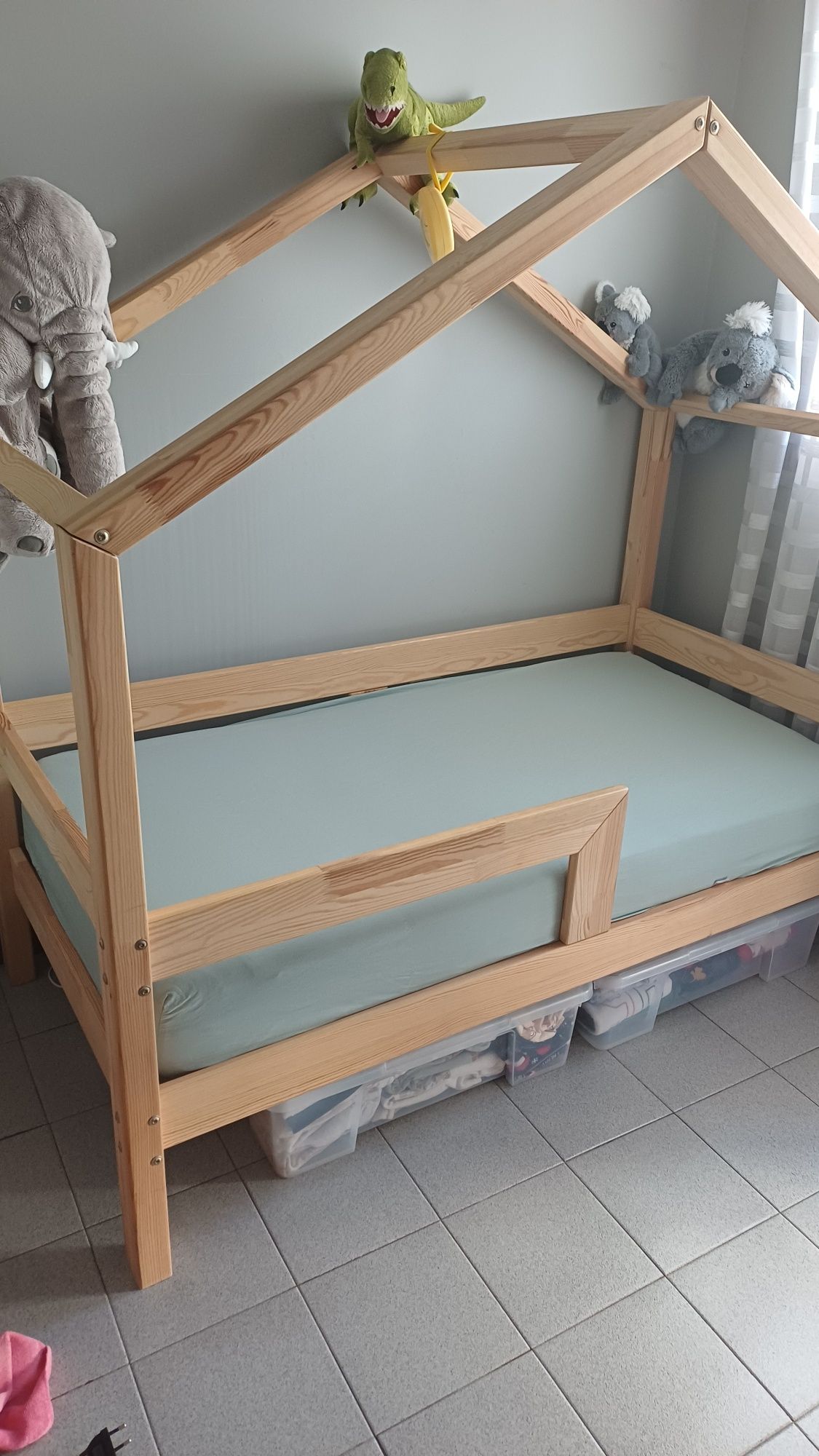 Cama casinha para criança