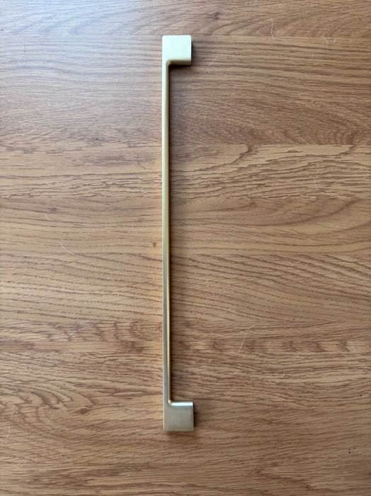 Uchwyt meblowy Gamet Techno UN 73 złoty 320 mm