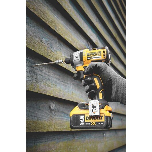 Zestaw Combo DeWalt DCK266P2 DCD796 + DCF887 2x5Ah (wkrętarka udarowa)