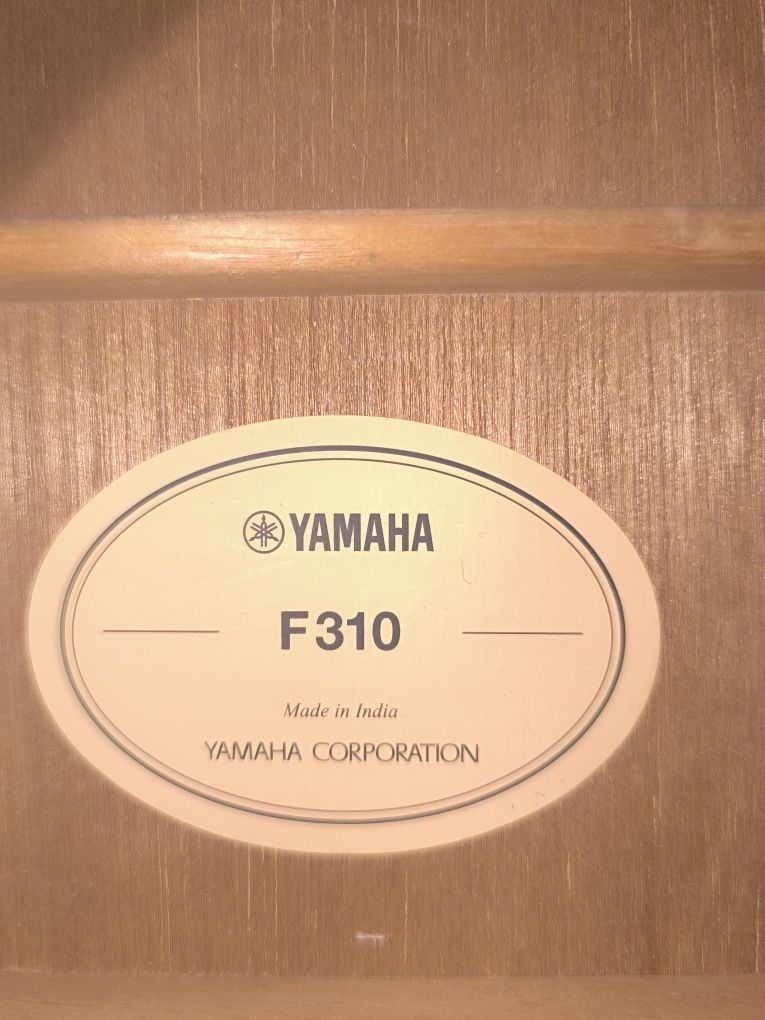 Guitarra acústica Yamaha F310
