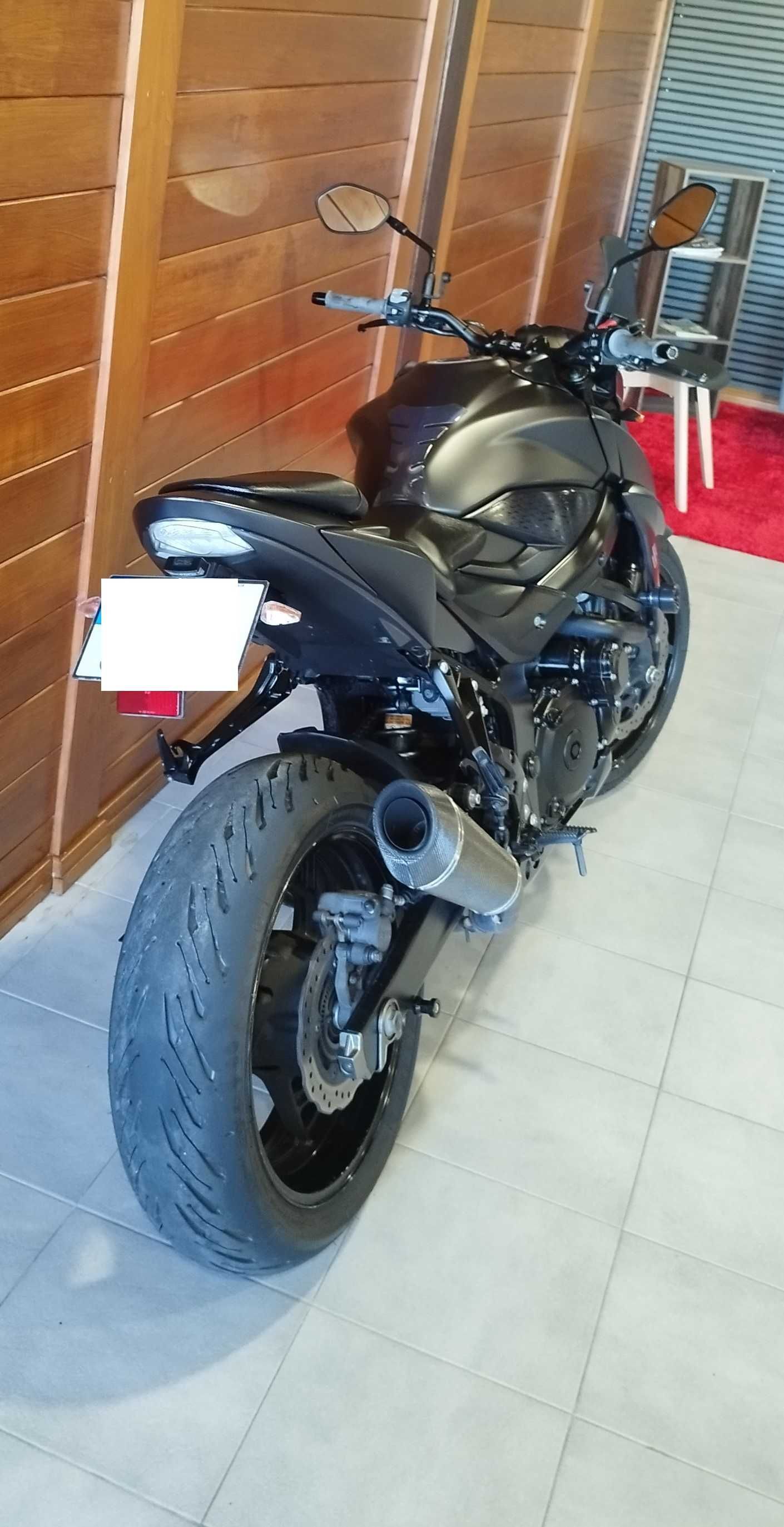Suzuki Gsx-s 750