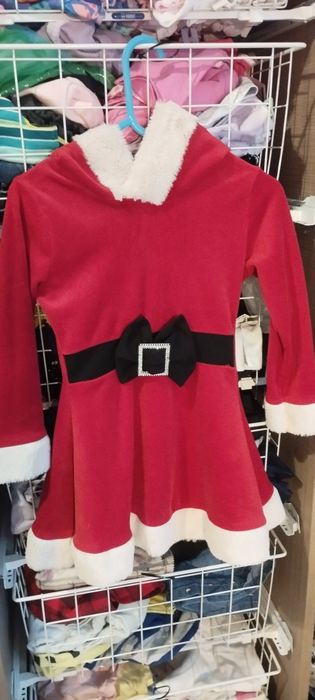 Strój mikołajki 110