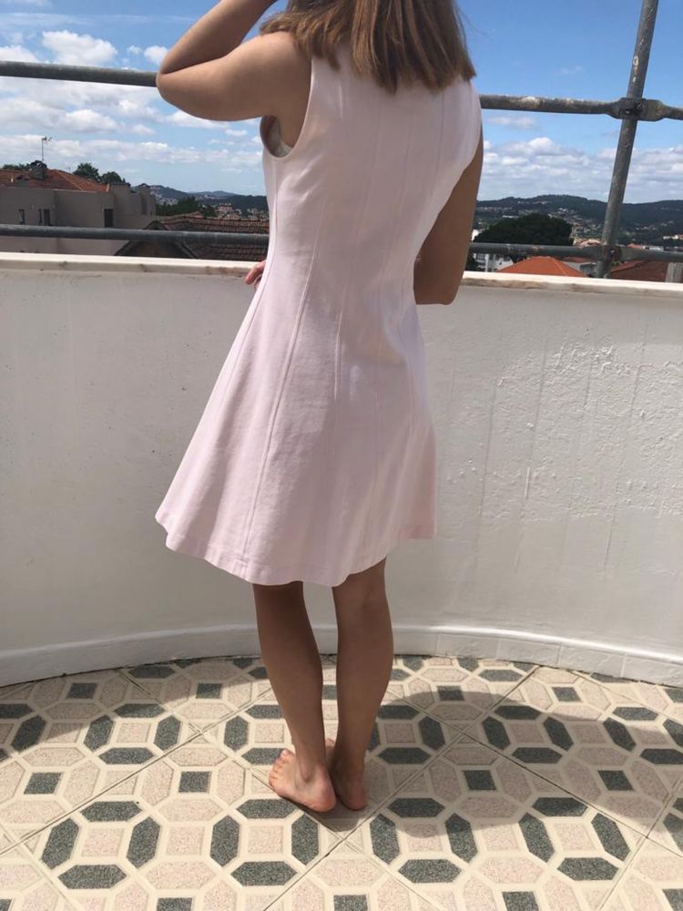 Vestido curto rosa