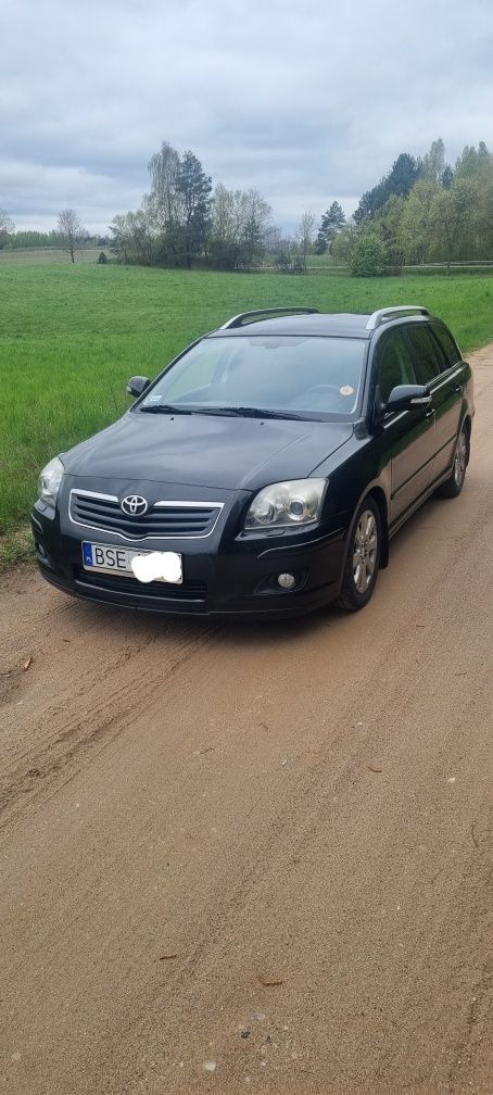 Toyota Avensis 1.8 benz/LPG Webasto