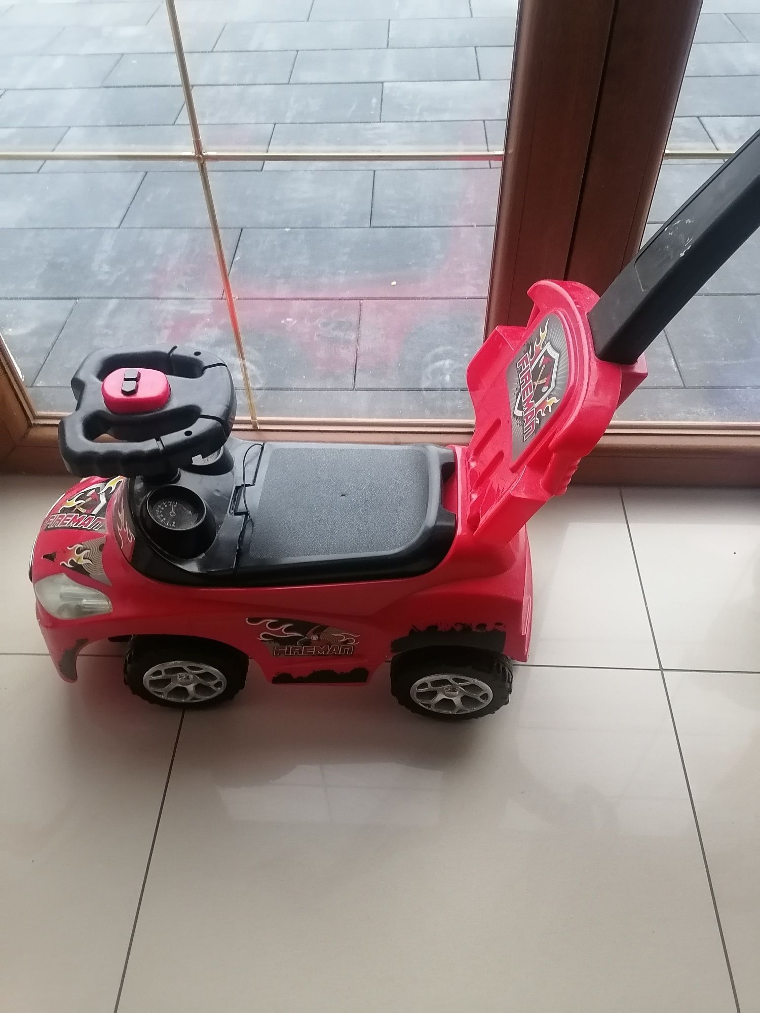 Autko Jezdzik dla dzieci