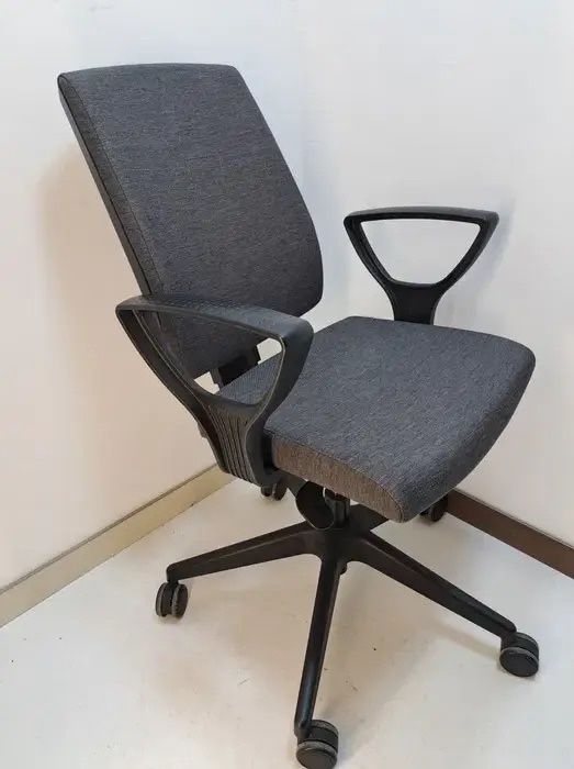 Fotel obrotowy biurowy szary