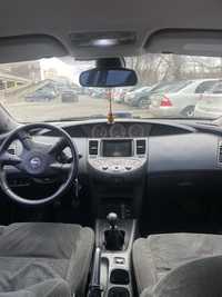 Nissan primera P12