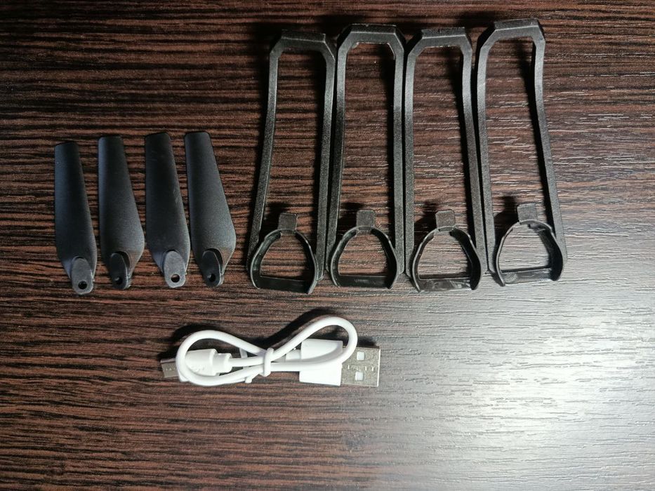 E88 Дрон з подвійною камерою — якісна зйомка та стабільний політ!