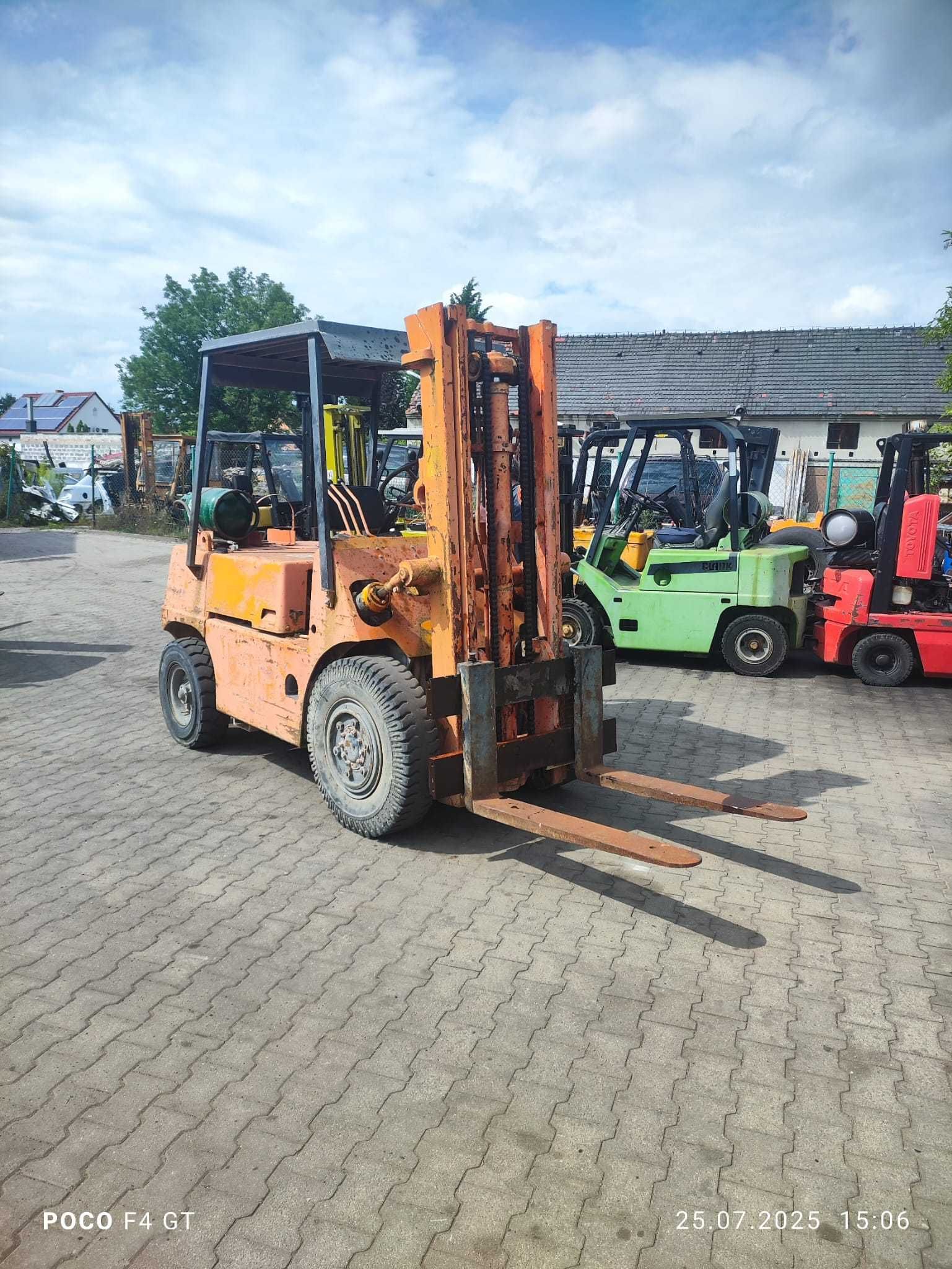 Wózek Widłowy Toyota 2FG 35 3,5 Tony LPG Terenowy Pompowane Sprawny
