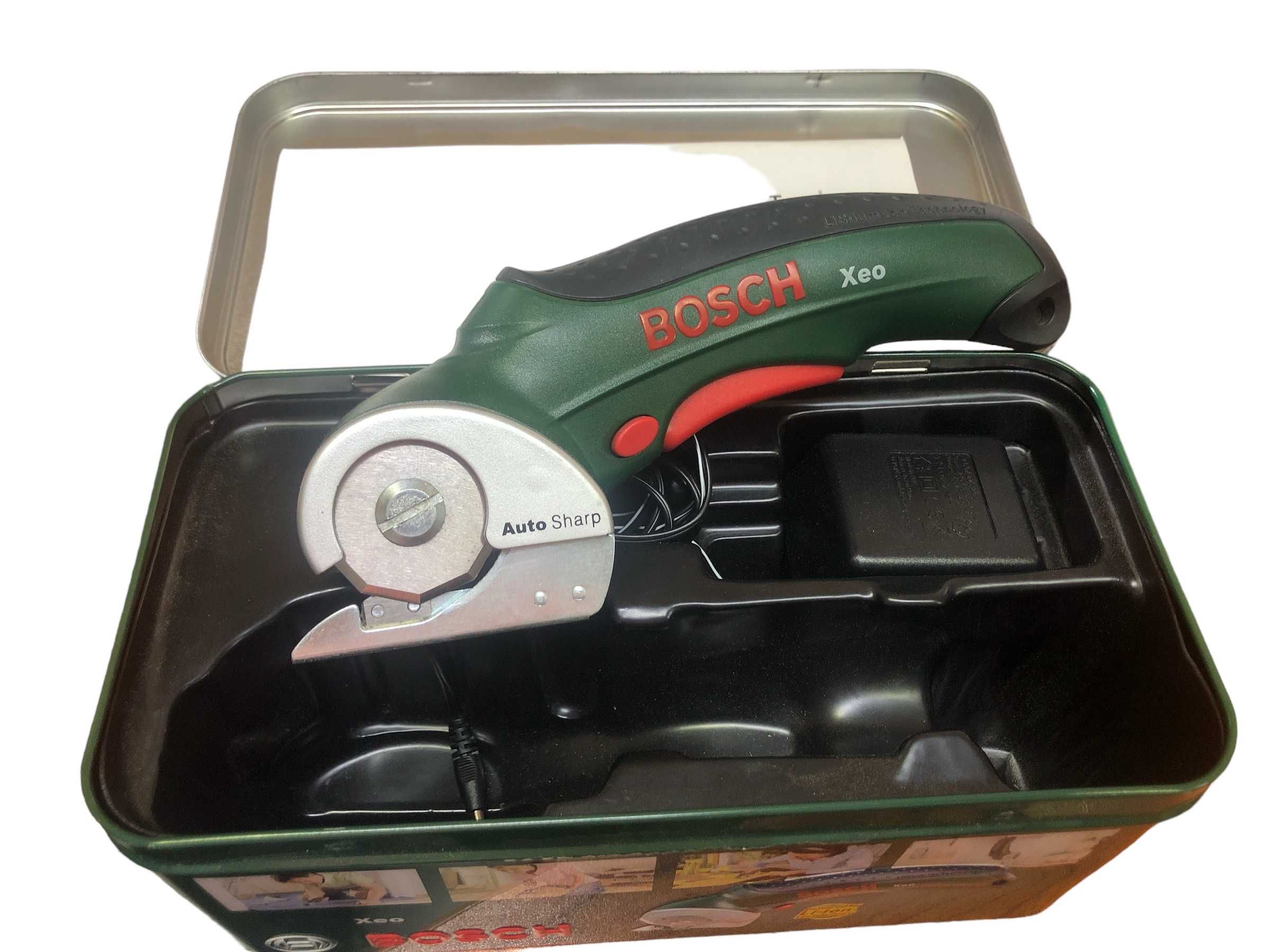 Cortador universal Bosch XEO