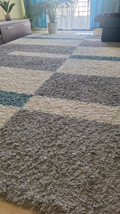 Tapete para sala quase novo