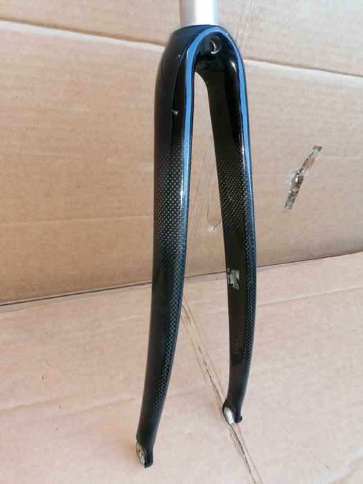 widelec karbonowy 28 QR