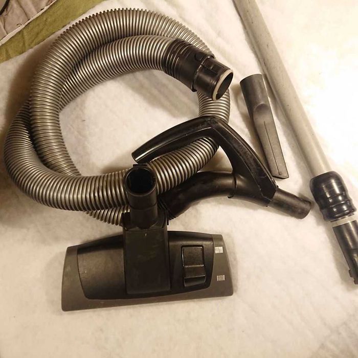 Odkurzacz Bosch 1800 W -workowy