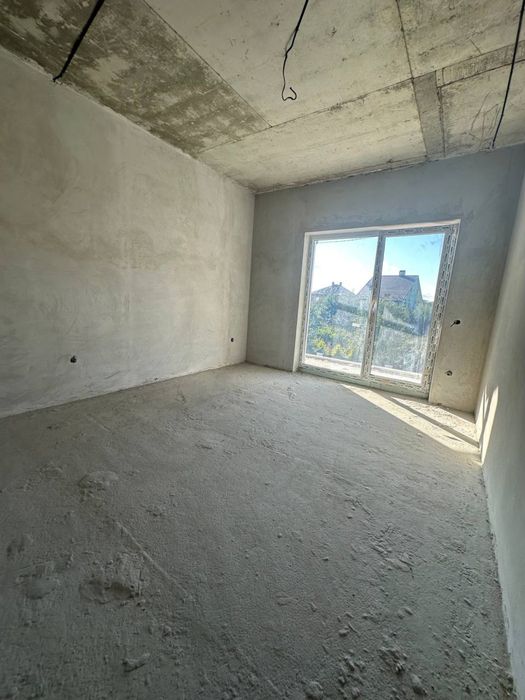 Продаж котеджу в Зимній Воді 3,6 сот ПІДВАЛ. Газ, Розведена електрика