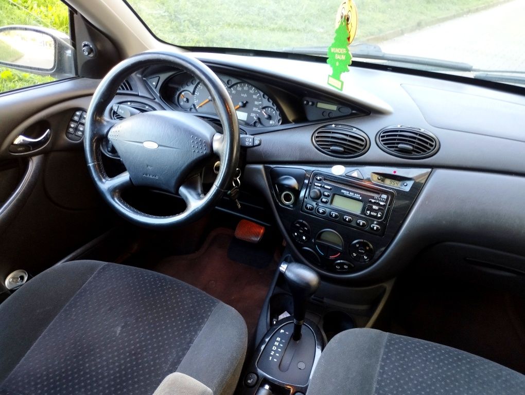 Ford Focus 1.6 benzyna/ Skrzynia automatyczna/ Długie Opłaty