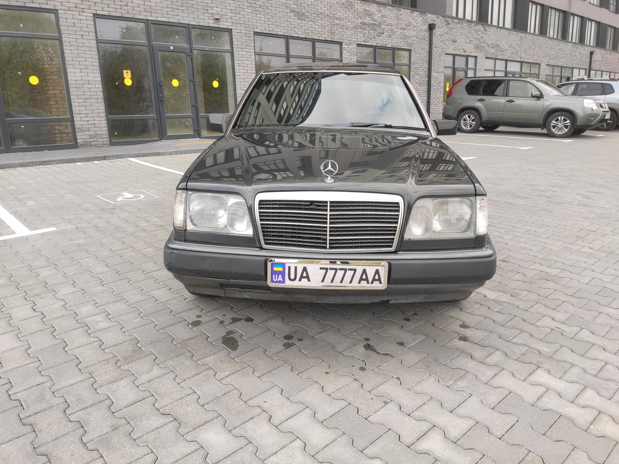 Mersedes Benz 124 газ/бенз