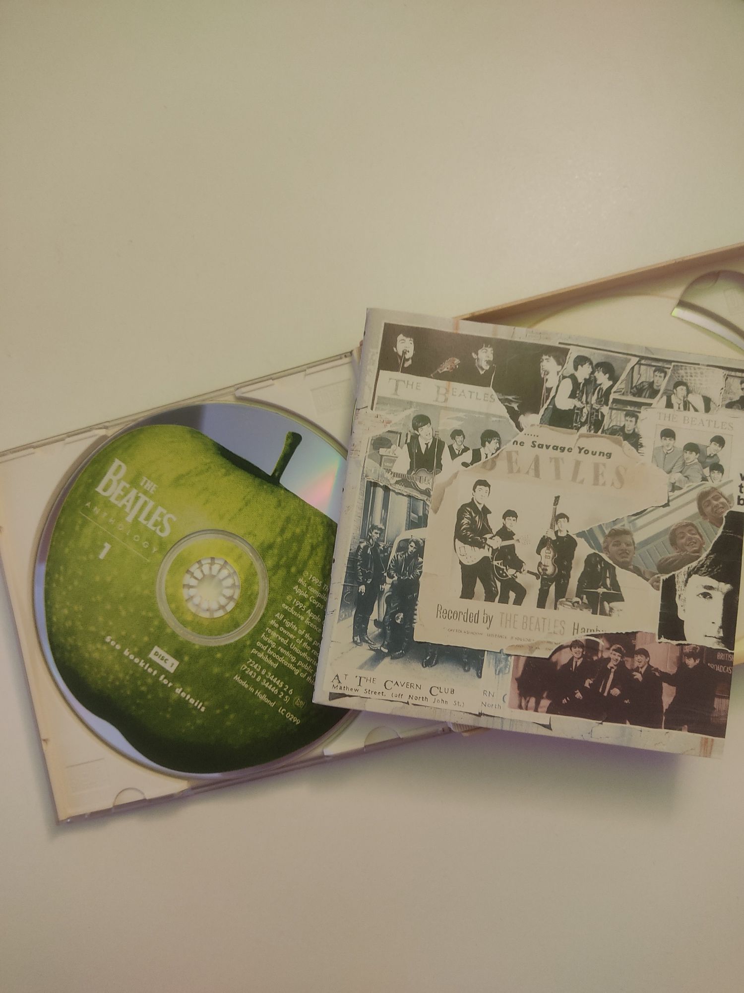 CD duplo "Beatles anthology 1"