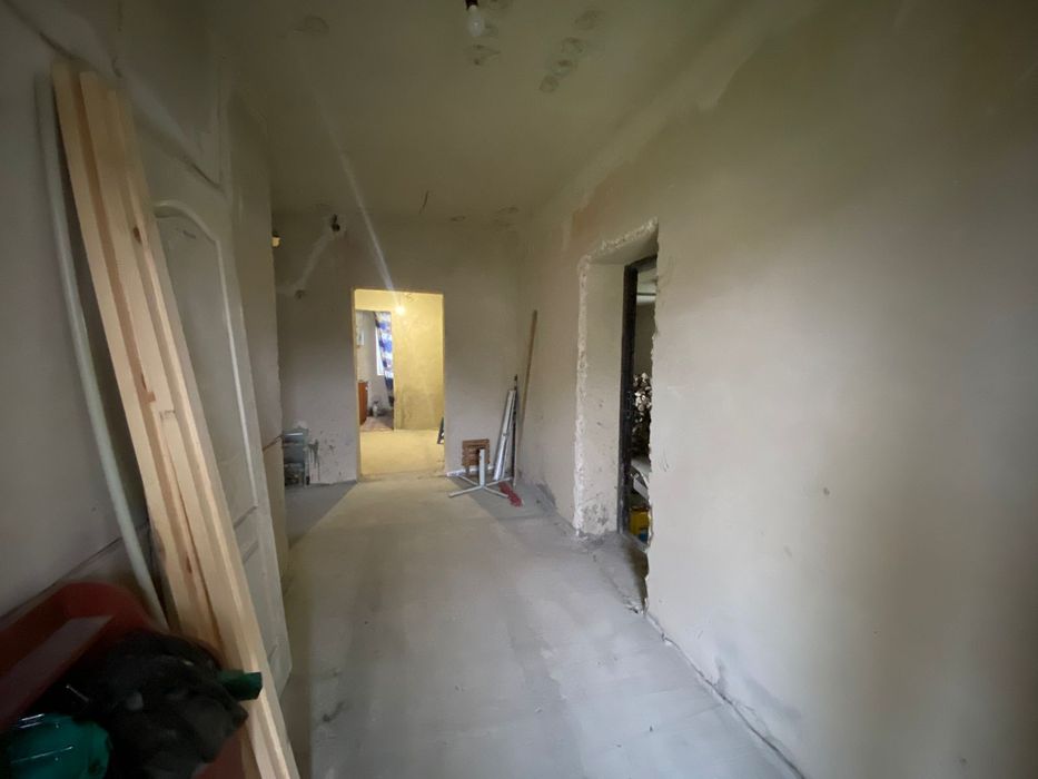 Продаж 2 поверхового будинку, Почаїв