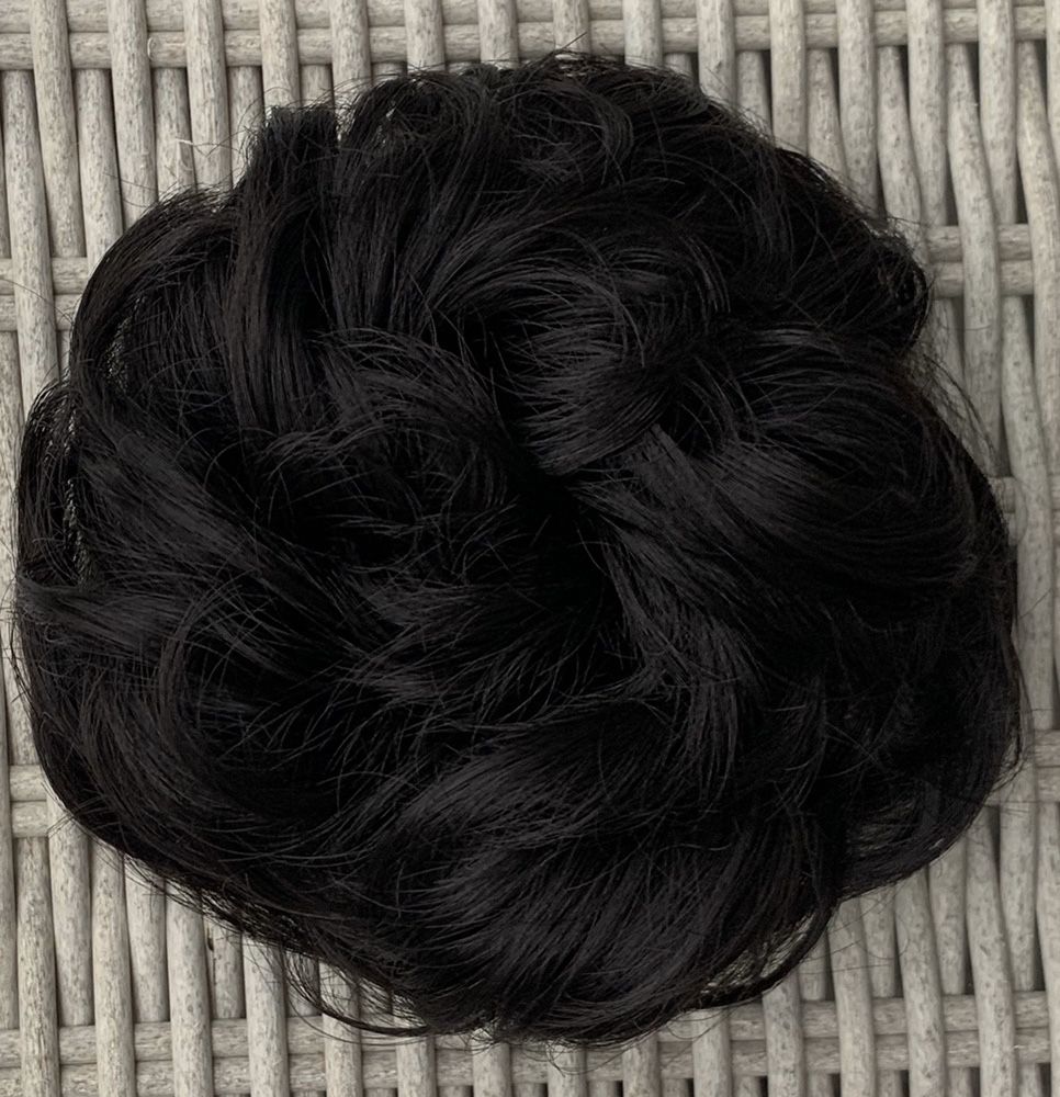 Włosy doczepiane, czarny kok na gumce ( 97 )