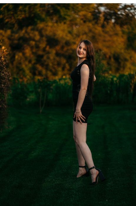 Продам чорну сукню. Розмір с