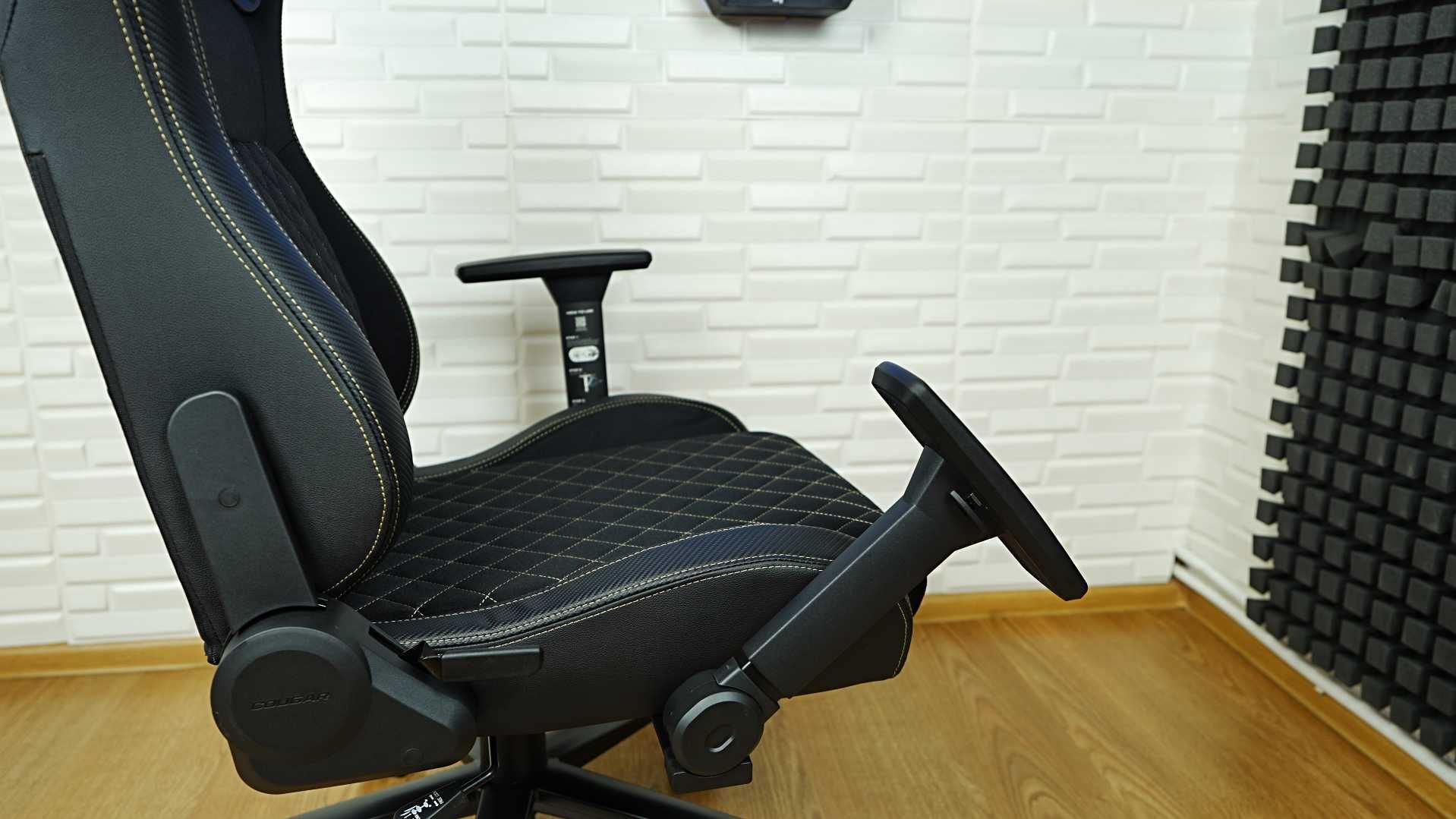 Комп'ютерне крісло для геймера Cougar Defensor Gold F - ігрове крісло