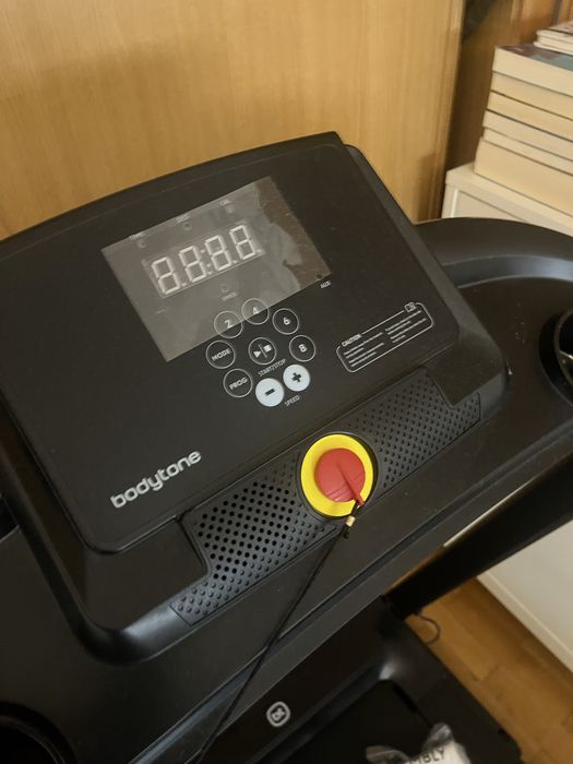 Passadeira Bodytone DT12+ Nova (Vel.máx.12 km/h) - ideal para casa