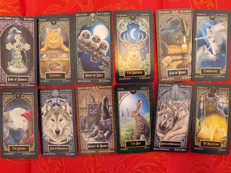 Karty Tarot Familiars Fournier oryginalny Ezoteryka Wyrocznia Magia