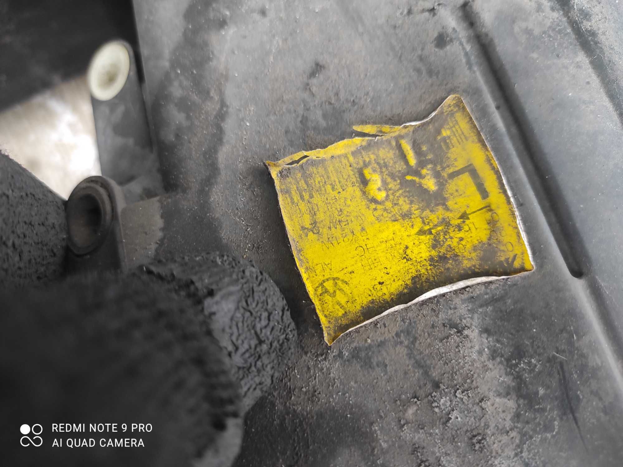 VW Touran LC9X maska zderzak Xenon lampa wzmocnienie błotnik