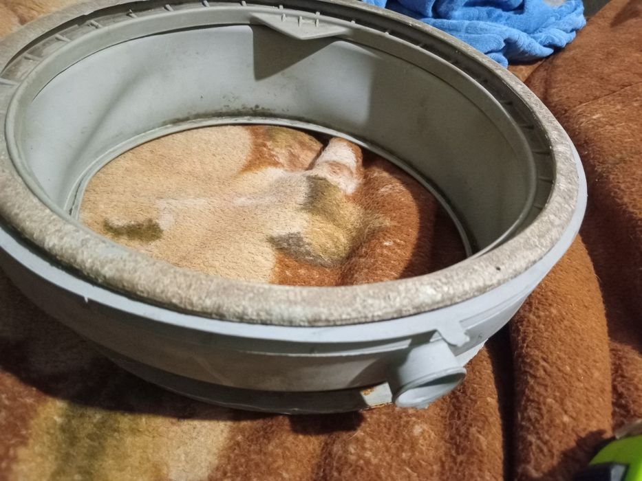 Продам манжета люка стиралки индезит 421 и835