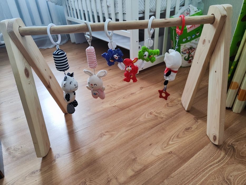 Мобіль дерев'яний для малюків