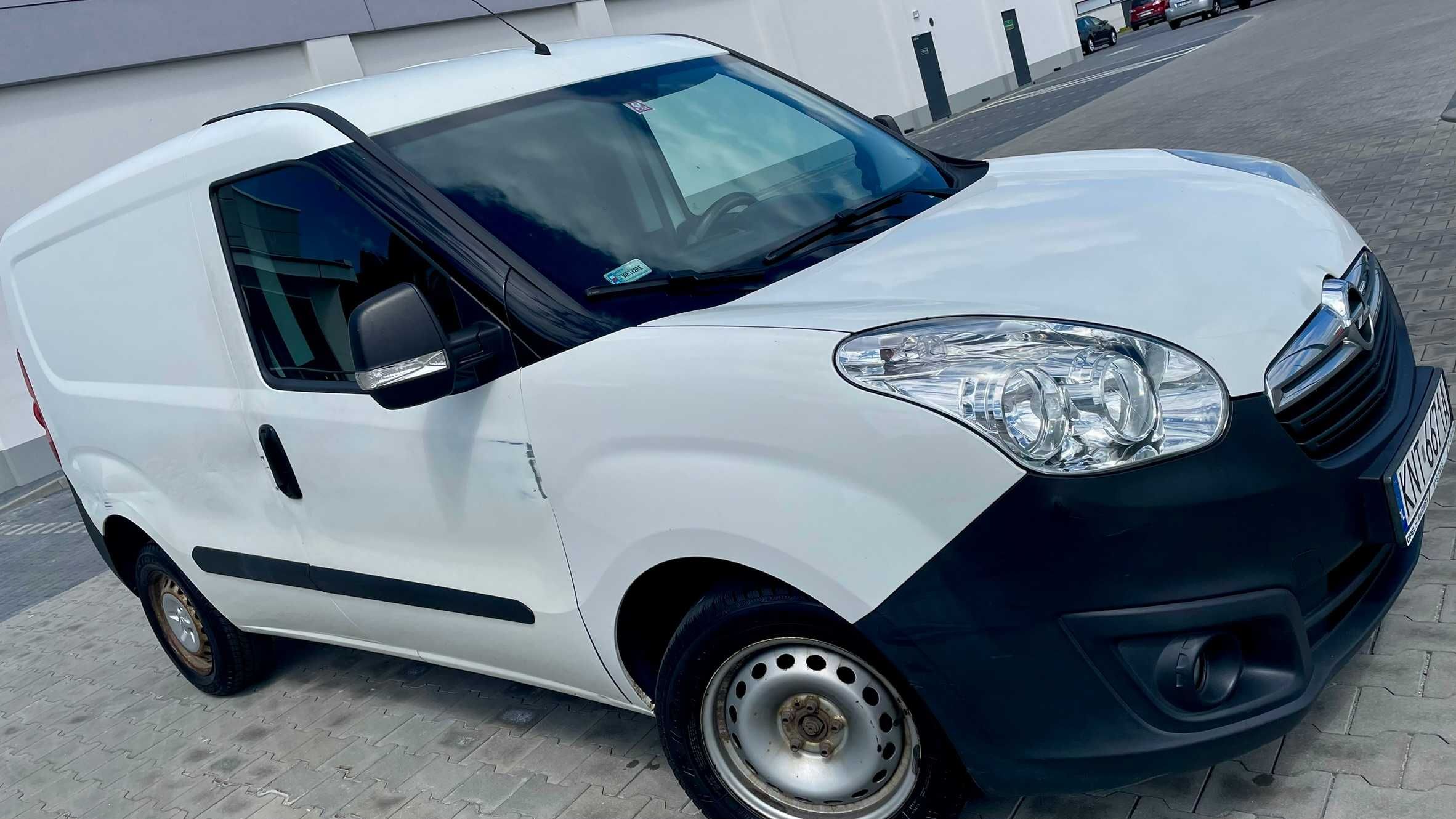 Opel Combo D Van VAT 1 serwisowany salon PL 2017r