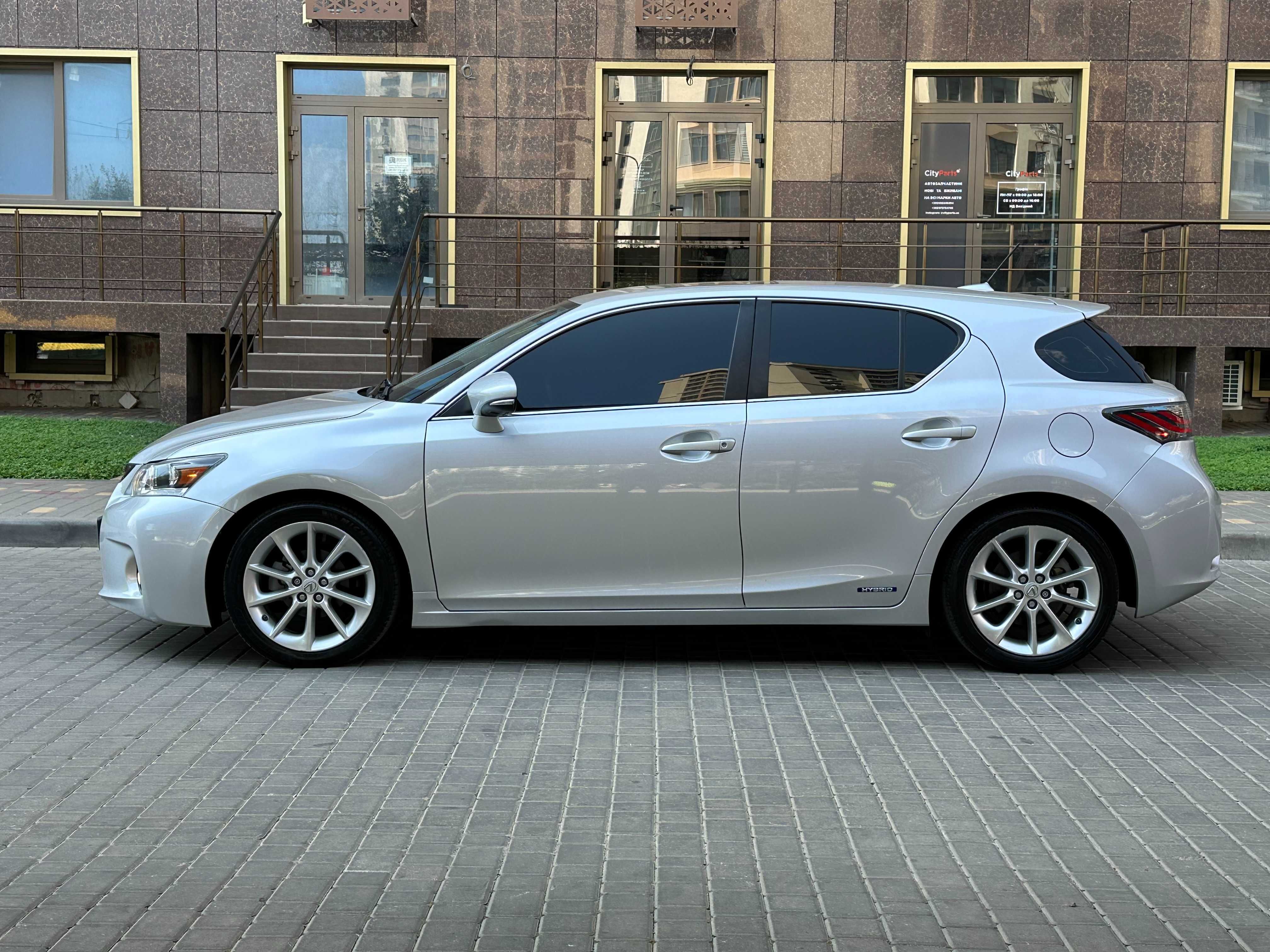 Lexus CT 88 тис. км