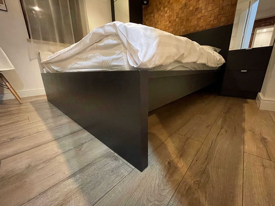Łóżko Ikea 160x200 kompletne z materacem sprężynowym kieszonkowym