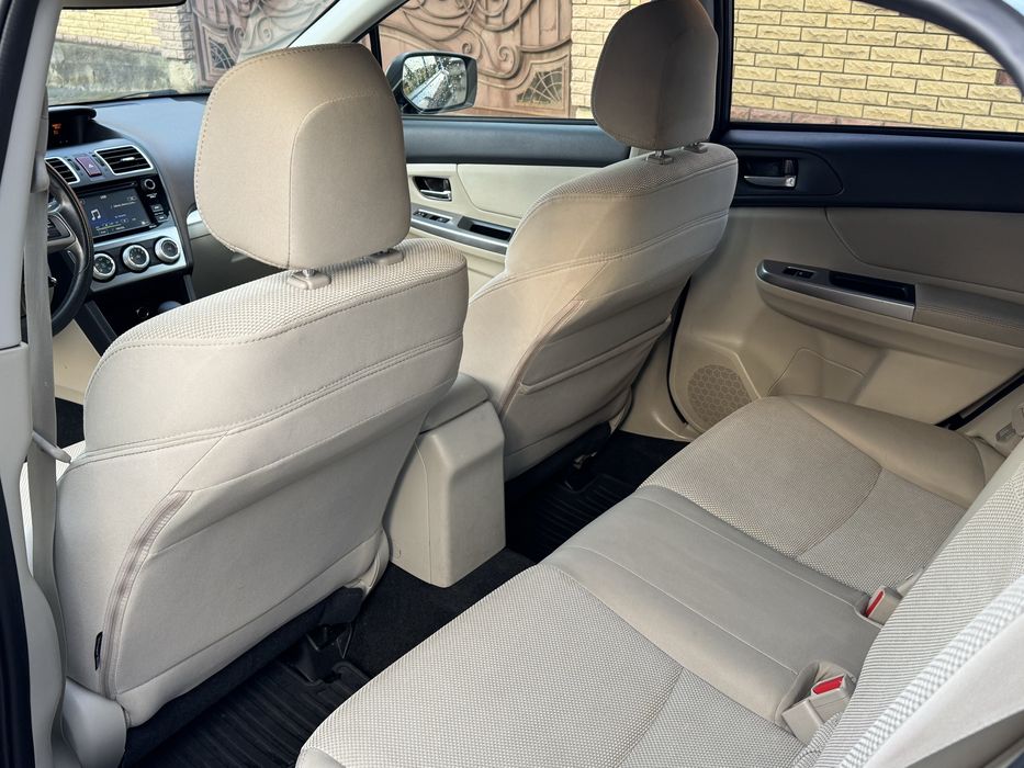 Subaru Crosstrek XV 2.0 4X4 AT бензин автомат 4WD CVT кросовер джип