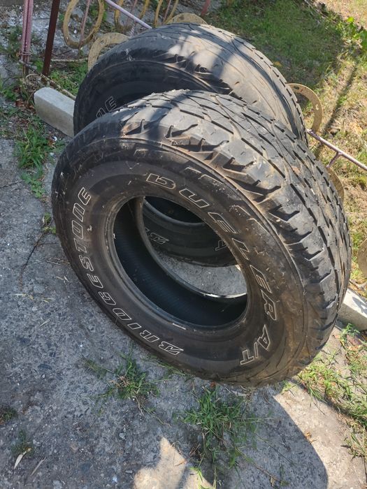 Два скати до джипа 275/70/R16. Ціна за два.